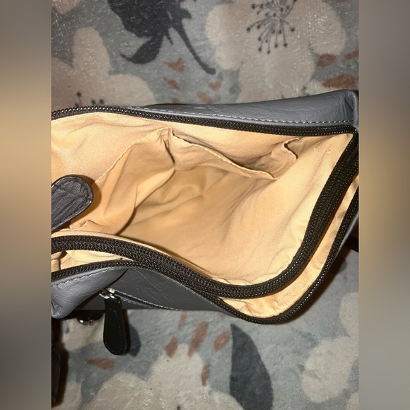 Stone & Co. Leather Crossbody Bag NWOT - Picture 5 of 8